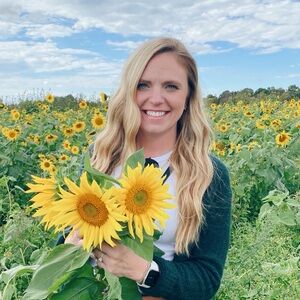 Meet your Posher, Becca